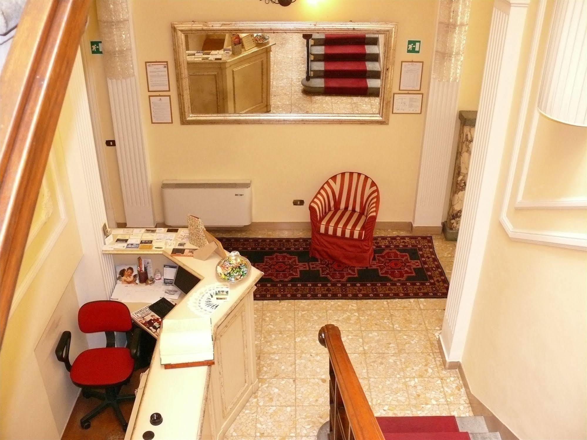 Aparthotel Michelangiolo Florenz