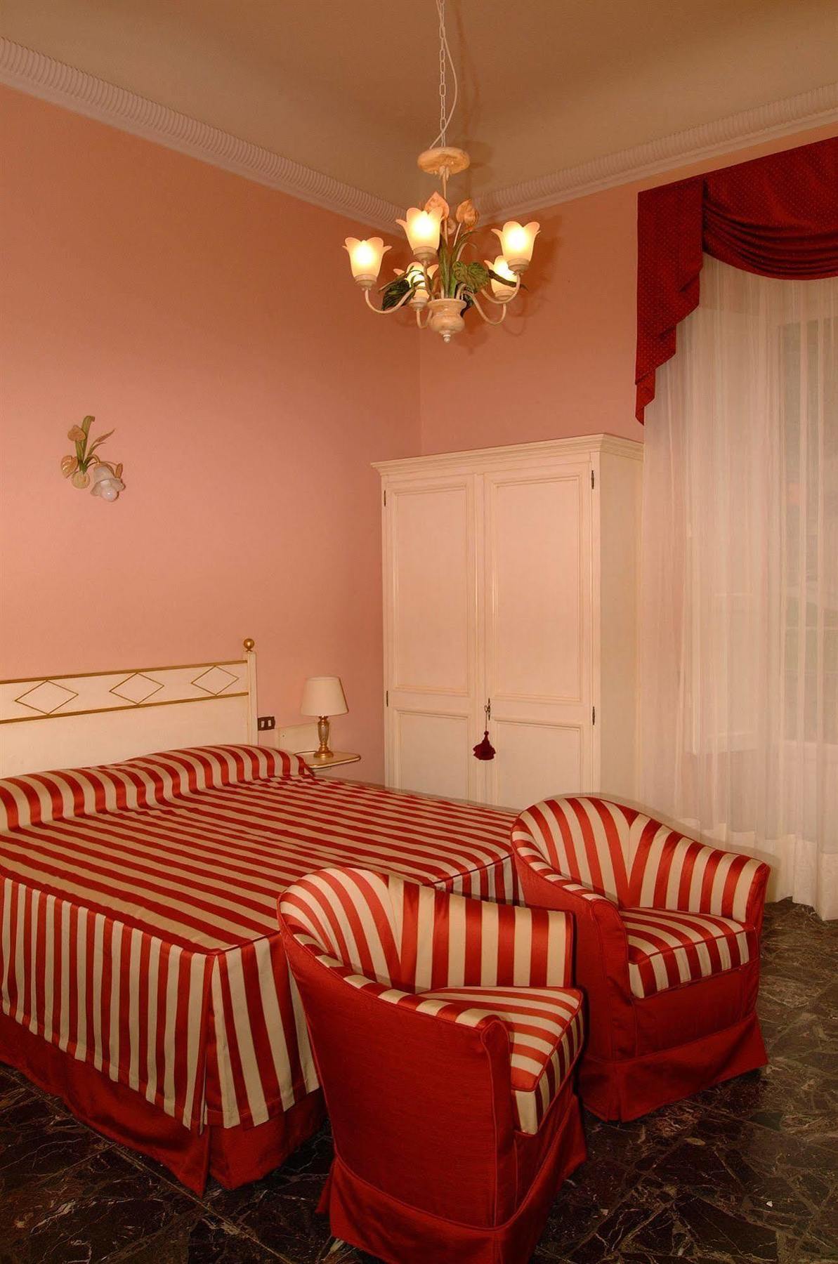 Aparthotel Michelangiolo Florenz